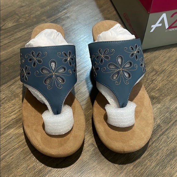 A2 AEROSOLES Air Flow Women's Blue Sandals NWB Wonen’s Size 6 - Picture 5 of 7